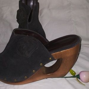 Ladies size 13 wedges. I am a 12M see how they fit